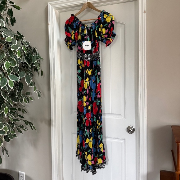 RIXO Dresses & Skirts - Rixo Black Floral Maxi Dress Short Sleeve Size 2 NWT